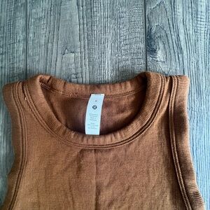 Lululemon hold tight tank